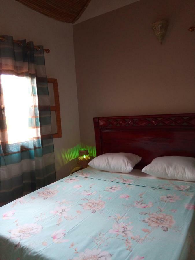 Chez Coumba Et Daniel Bed & Breakfast Saly Portudal Exterior photo