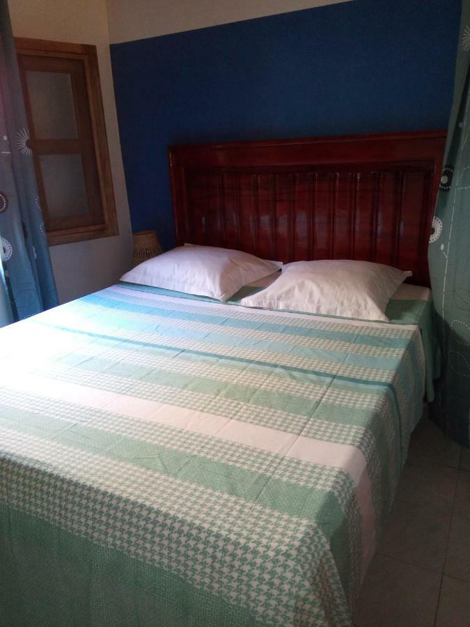 Chez Coumba Et Daniel Bed & Breakfast Saly Portudal Exterior photo